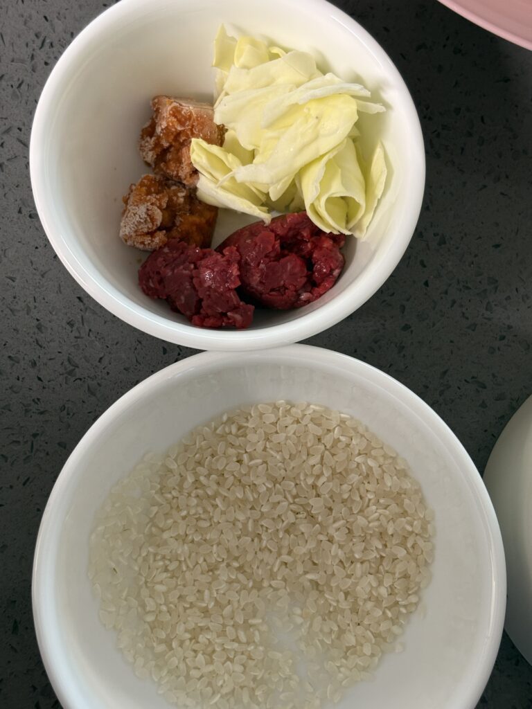 마이쿠커 소고기양배추당근죽 재료